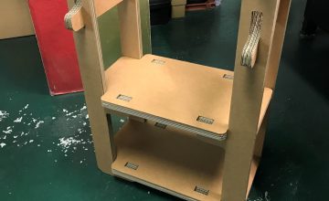 強化ダンボール製ハンガーラックの製作事例